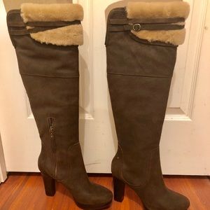 Ugg Pure Boots Brown Suede